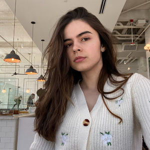 Meet your Posher, Jonida